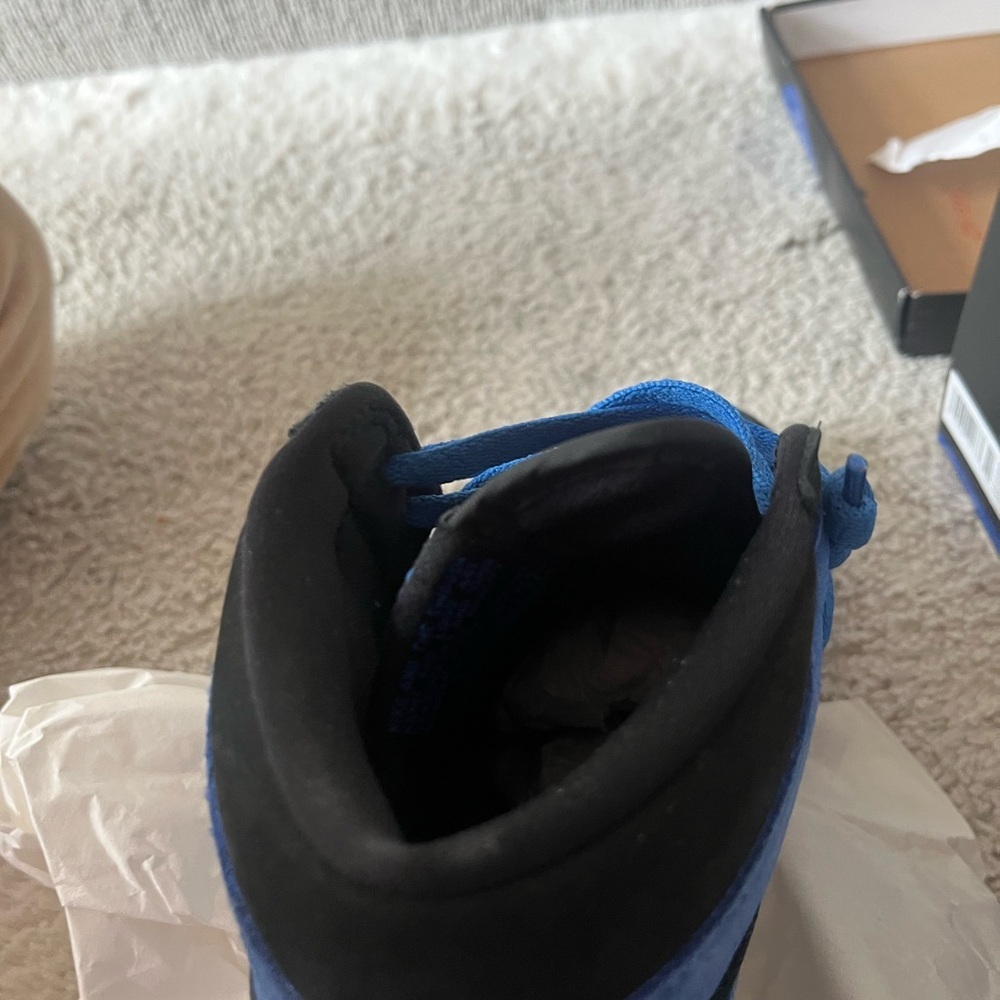 JORDAN 1 RETRO HIGH OG 'ROYAL REIMAGINED' Men’s Size 8 - Picture 7 of 9